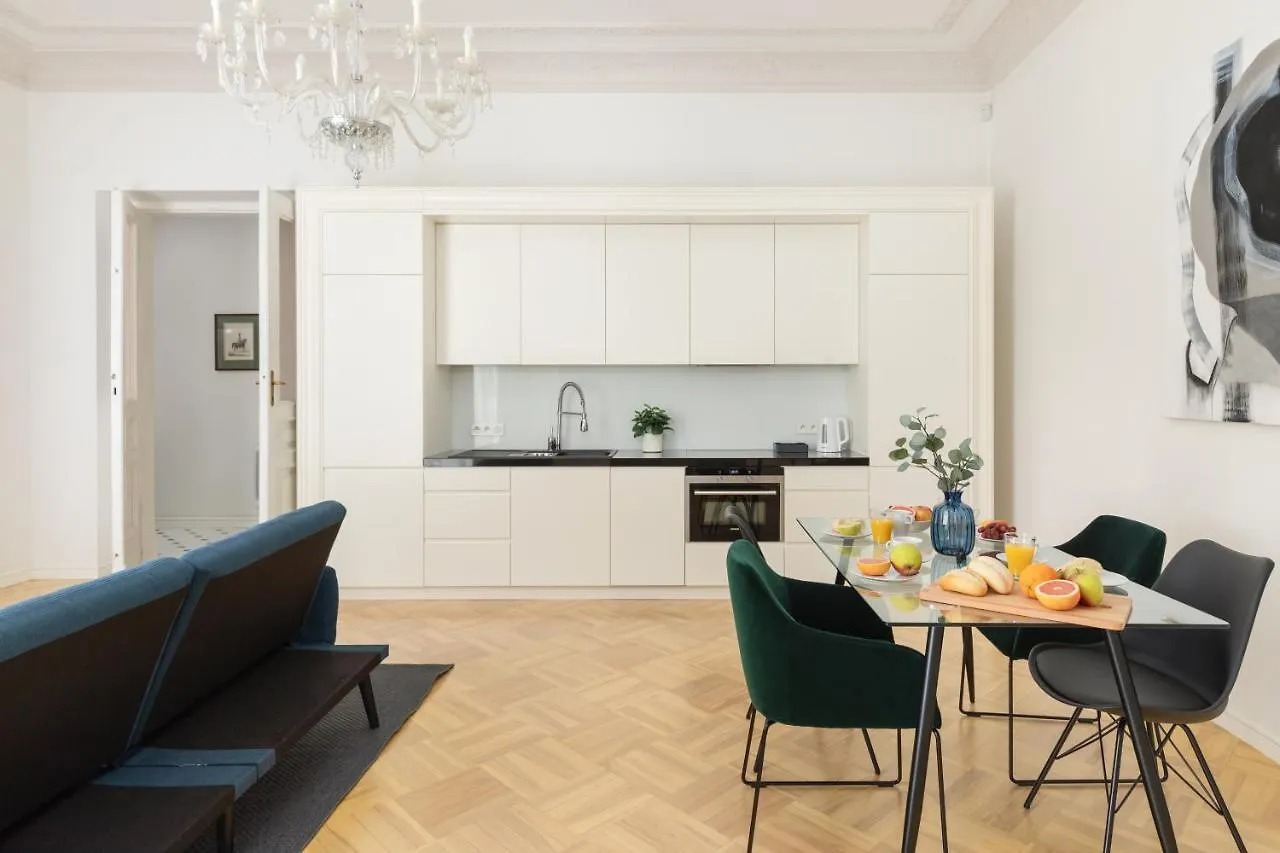 Marszalkowska 58 - Classy Two Bedroom Apartment With Balcony By Noclegi Renters Warszawa