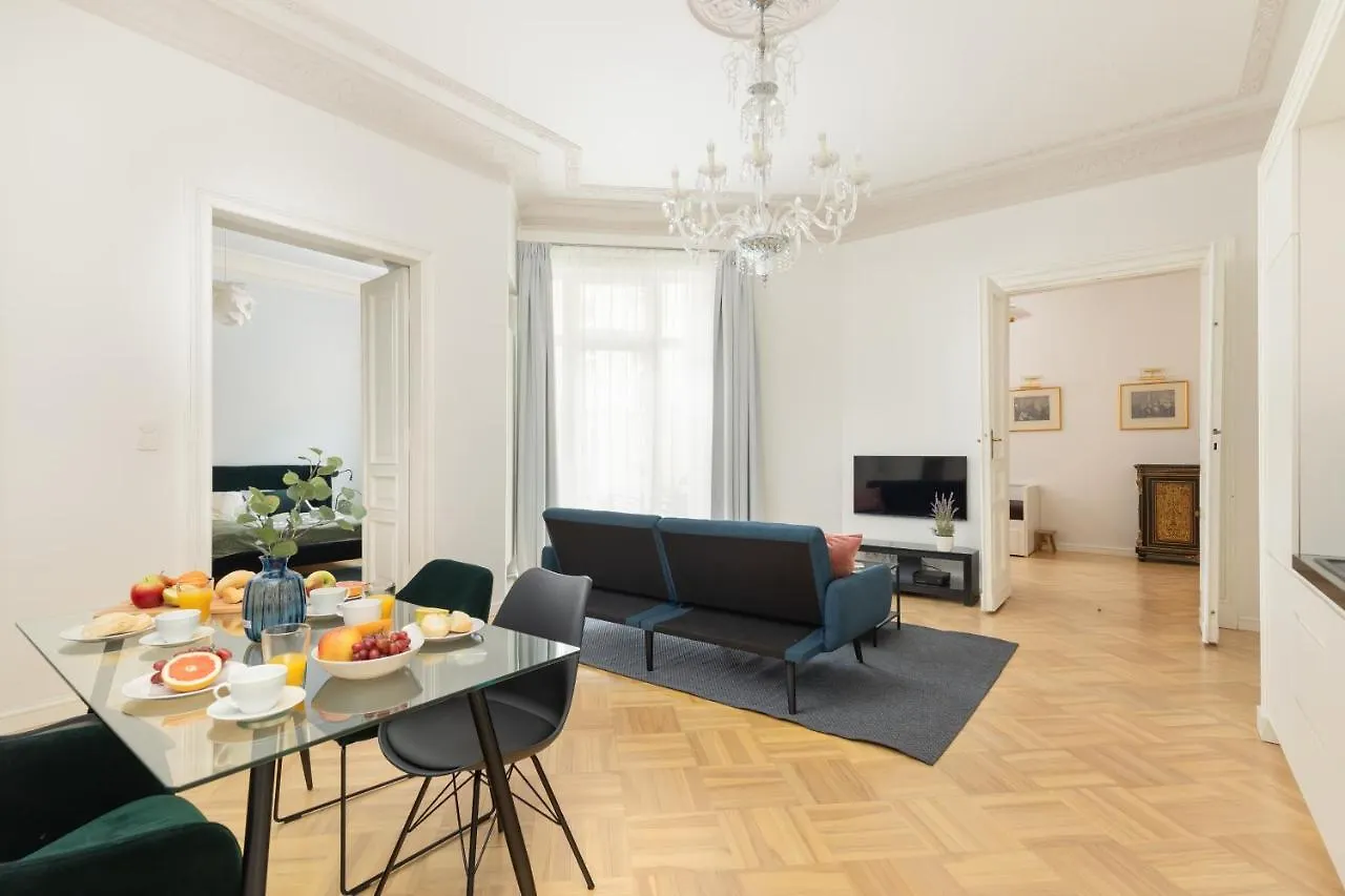 Marszalkowska 58 - Classy Two Bedroom Apartment With Balcony By Noclegi Renters Warszawa